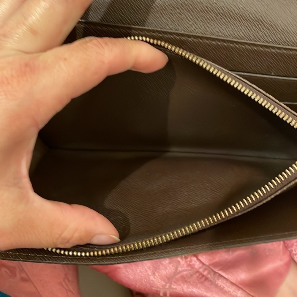 Louis Vuitton DAMIER EBENE Sarah Wallet​​​​​​​ - Picture 11 of 12